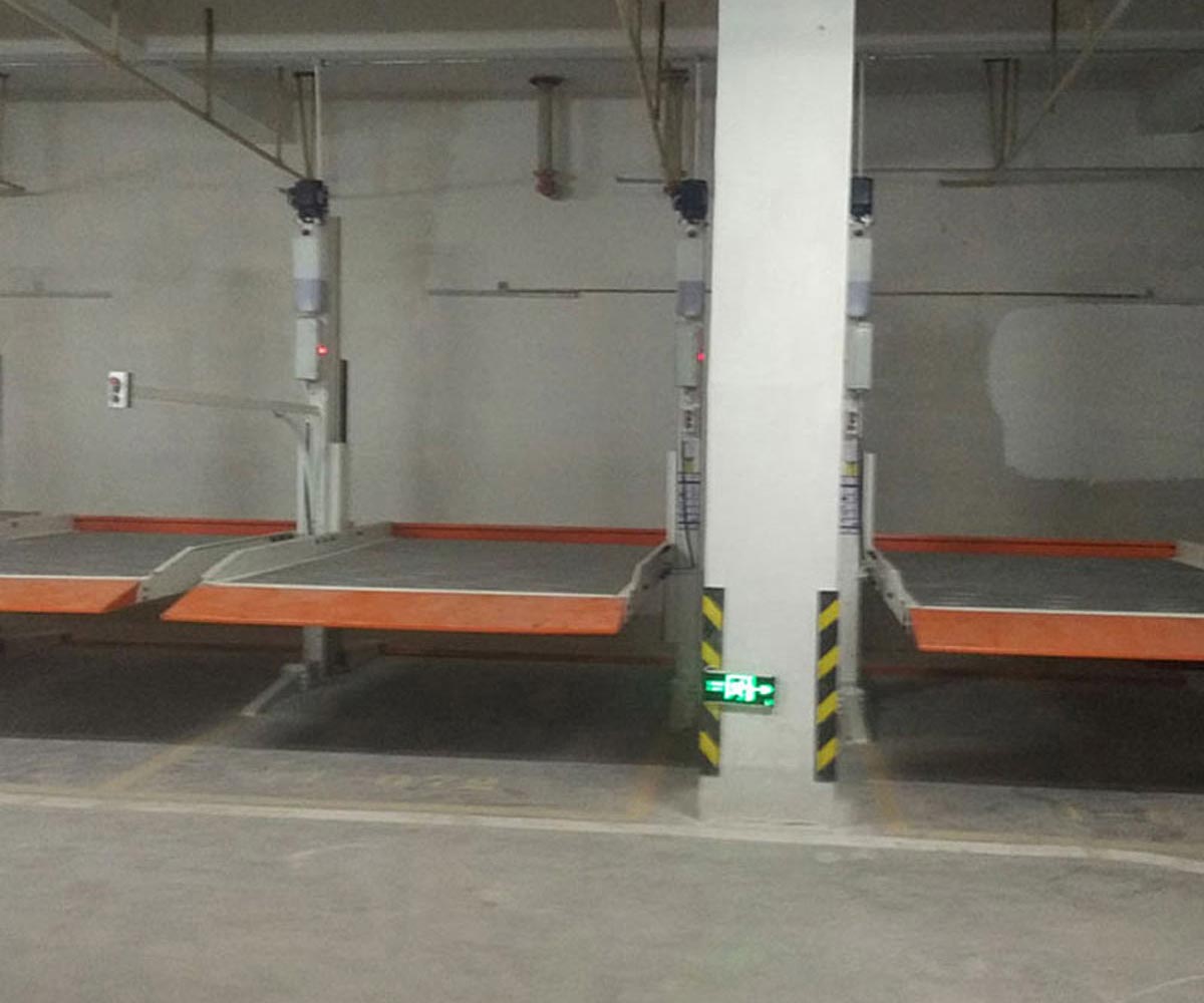 廣河四柱升降式機(jī)械立體車庫(kù)出租